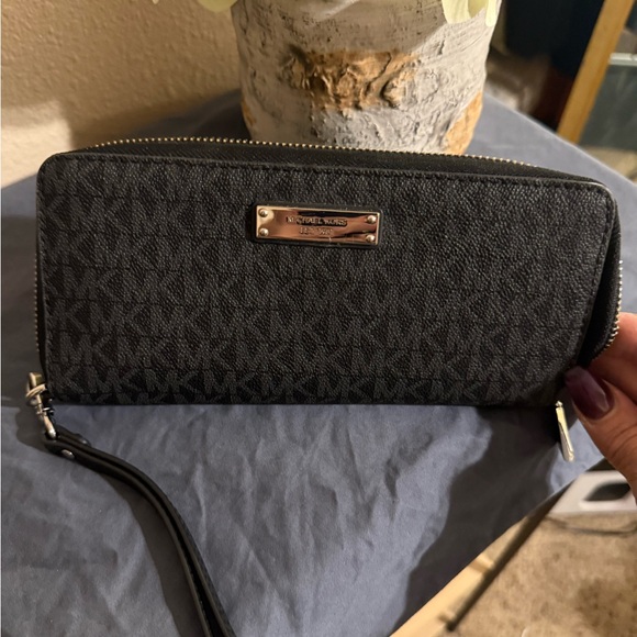 Michael Kors Charcoal Zip-Around Wallet - Picture 3 of 5